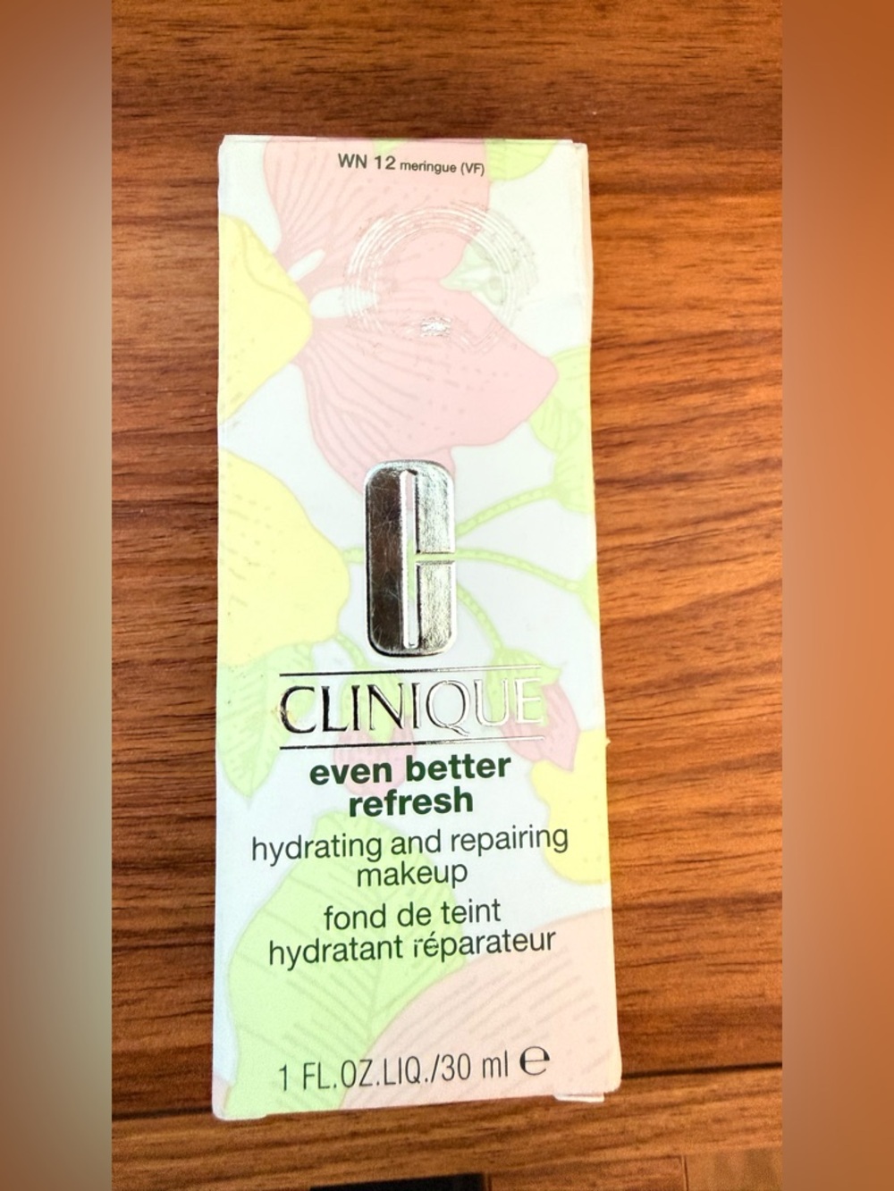 Clinique Even Better Clinical Serum Foundation - Shade WN 12 Meringue